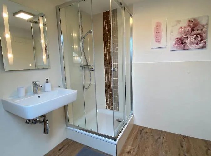 Am Wasserfall Lägenhet