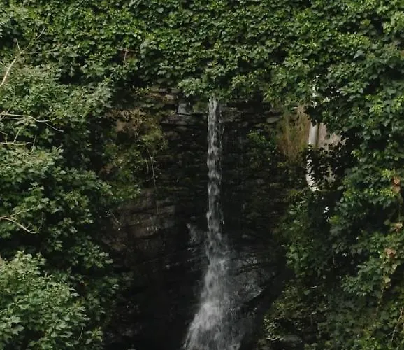 Am Wasserfall Lägenhet *